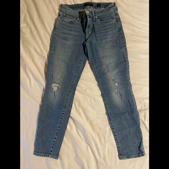 Lucky brand jeans, Light Wash, Size 6/28 - Picture 1 of 4